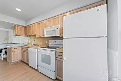 1405 Tina Dr #E, Navarre Beach, FL 32566 - Photo 10