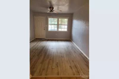 6448 Gaynell Ave, Milton, FL 32570 - Photo 10