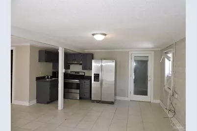 1414 E Jordan St #A, Pensacola, FL 32503 - Photo 6