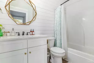 899 E Hatton St, Pensacola, FL 32503 - Photo 12