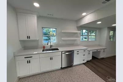 1491 N E St, Pensacola, FL 32501 - Photo 16