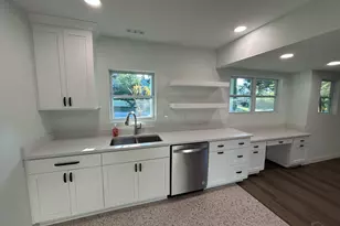 1491 N E St, Pensacola, FL 32501 - Photo 16