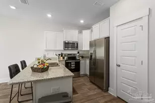 1435 Iroquois Ct, Pensacola, FL 32534 - Photo 8