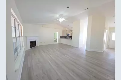 272 S 61st Ave, Pensacola, FL 32506 - Photo 2