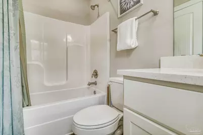 1002 W Main St, Pensacola, FL 32502 - Photo 12