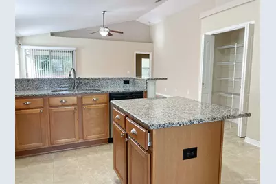 702 Mozingo Ln, Pensacola, FL 32514 - Photo 6