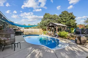 1716 Sea Lark Ln, Navarre, FL 32566 - Photo 2