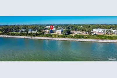 600 Scenic Hwy #304, Pensacola, FL 32503 - Photo 2
