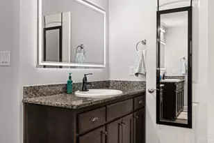 5469 N Shore Rd, Pensacola, FL 32507 - Photo 22