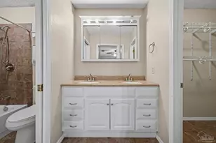 7226 Dogwood Terrace Dr, Pensacola, FL 32504 - Photo 8