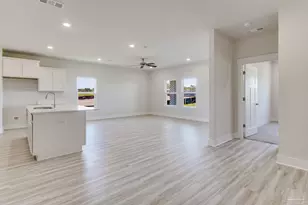 8622 Russellcross Blvd, Pensacola, FL 32507 - Photo 12