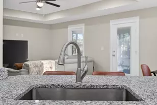 3986 Paradise Bay Dr, Gulf Breeze, FL 32563 - Photo 16