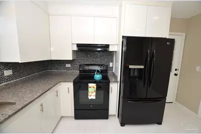 7310 W Jackson St, Pensacola, FL 32506 - Photo 14