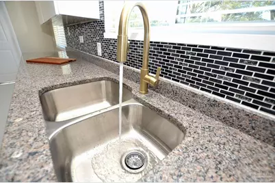 7310 W Jackson St, Pensacola, FL 32506 - Photo 18