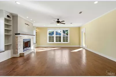 1419 E Hatton St, Pensacola, FL 32503 - Photo 6