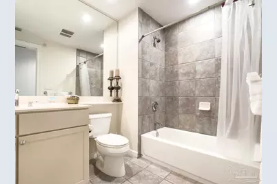645 Lost Key Dr #203D, Pensacola, FL 32507 - Photo 12