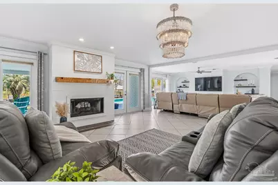 961 Aquamarine Dr, Gulf Breeze, FL 32563 - Photo 34