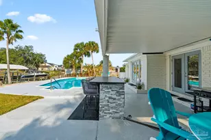 961 Aquamarine Dr, Gulf Breeze, FL 32563 - Photo 16