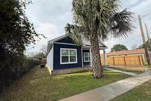 1350 N N St, Pensacola, FL 32501 - Photo 4