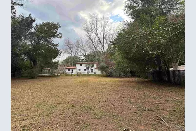 4809 Hawkins Dr, Pace, FL 32571 - Photo 8