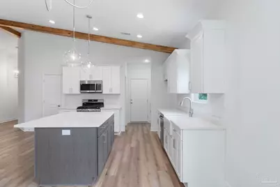 7650 Tippin Ave, Pensacola, FL 32504 - Photo 14