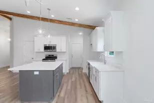 7650 Tippin Ave, Pensacola, FL 32504 - Photo 14