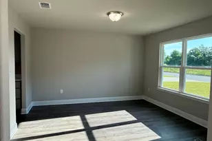 9695 Angel Oak Dr, Pensacola, FL 32526 - Photo 2