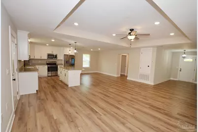 3123 Lynn Dr, Navarre, FL 32566 - Photo 8