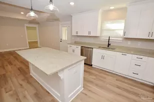 3123 Lynn Dr, Navarre, FL 32566 - Photo 10