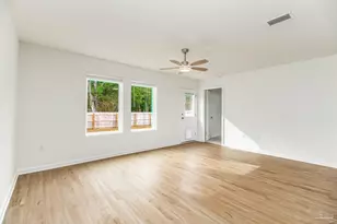 4719 Eagles Rdg Rd, Pace, FL 32571 - Photo 10