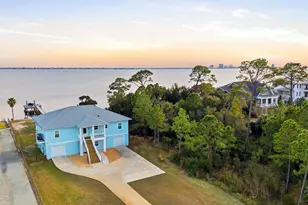 2721 Bay St, Gulf Breeze, FL 32563 - Photo 1