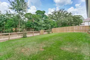 225 Camellia Dr, Cantonment, FL 32533 - Photo 38