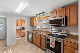 6608 Magnolia St, Milton, FL 32570 - Photo 4