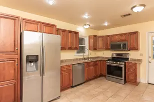 418 Vancouver St, Pensacola, FL 32507 - Photo 6