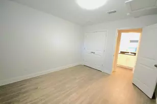 313 N Navy Blvd, Pensacola, FL 32507 - Photo 8