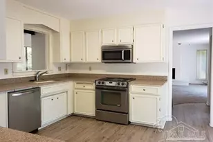 6446 Rosaflora Ln, Pensacola, FL 32504 - Photo 4