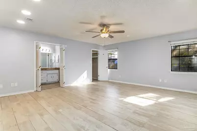 6843 Lake Charlene Dr, Pensacola, FL 32506 - Photo 28