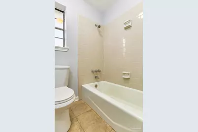 6843 Lake Charlene Dr, Pensacola, FL 32506 - Photo 38