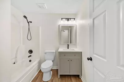 8821 Camshire Cir, Pensacola, FL 32507 - Photo 10