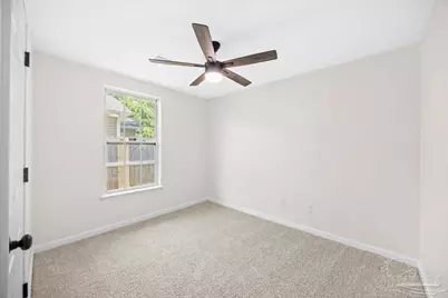 8821 Camshire Cir, Pensacola, FL 32507 - Photo 12