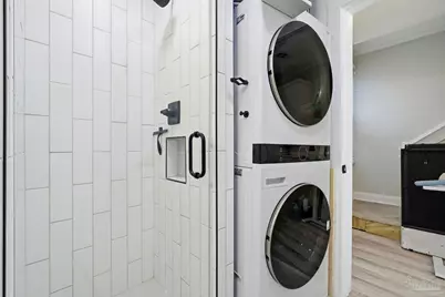 201 Pensacola Beach Rd #B14, Gulf Breeze, FL 32561 - Photo 8