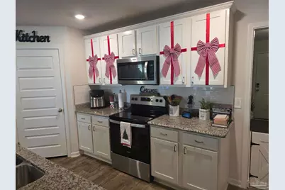 5649 Guinevere Ln, Milton, FL 32583 - Photo 16