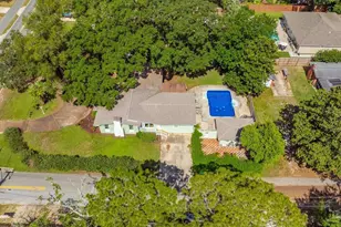 420 Fairpoint Dr, Gulf Breeze, FL 32561 - Photo 2