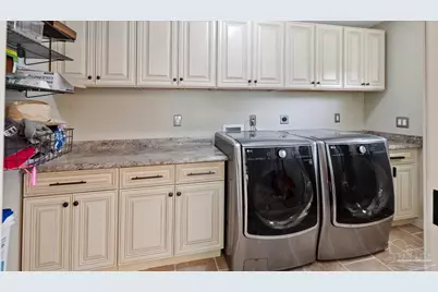 420 Fairpoint Dr, Gulf Breeze, FL 32561 - Photo 40