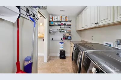 420 Fairpoint Dr, Gulf Breeze, FL 32561 - Photo 40