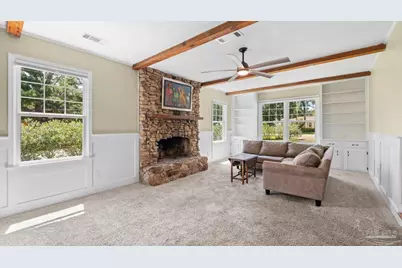 420 Fairpoint Dr, Gulf Breeze, FL 32561 - Photo 12