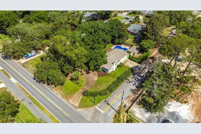 420 Fairpoint Dr, Gulf Breeze, FL 32561 - Photo 60