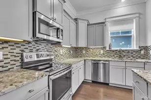 1499 Seaside Cir, Navarre Beach, FL 32566 - Photo 10