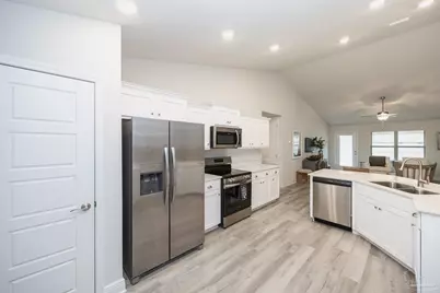 6476 Benelli Dr, Milton, FL 32570 - Photo 12