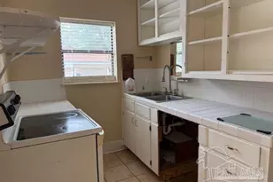 1421 Pickens Ave, Pensacola, FL 32503 - Photo 18